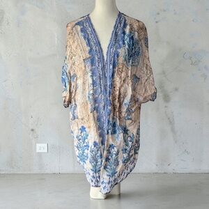 Tolani Blue and Cream Boho Floral Kimono